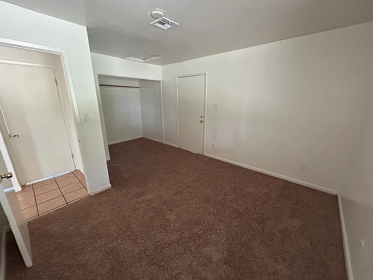 5132 W Osborn Rd — Photo 28