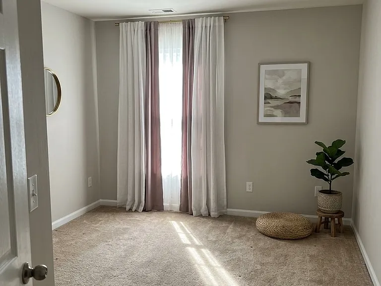 301 Shakespeare St — Photo 8