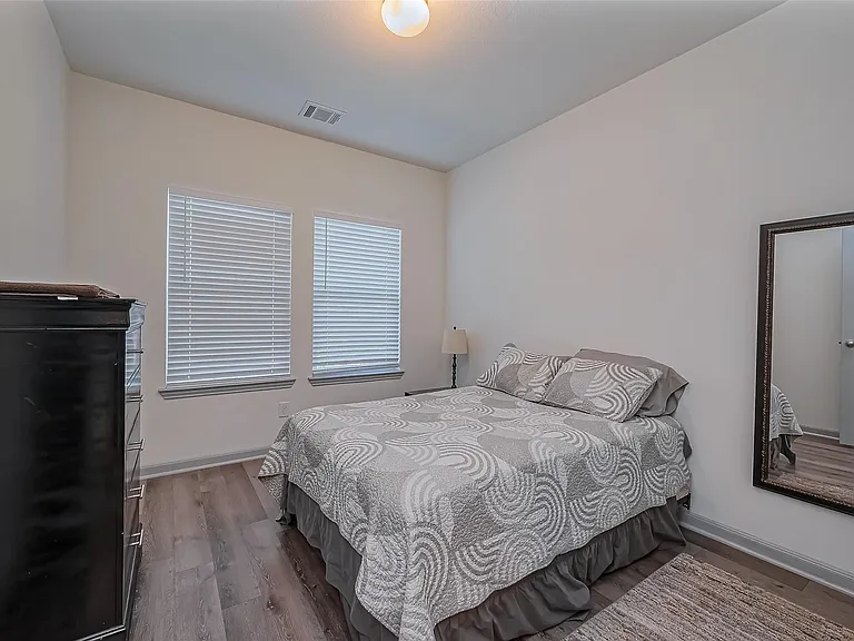 3540 Rebecca St — Photo 18