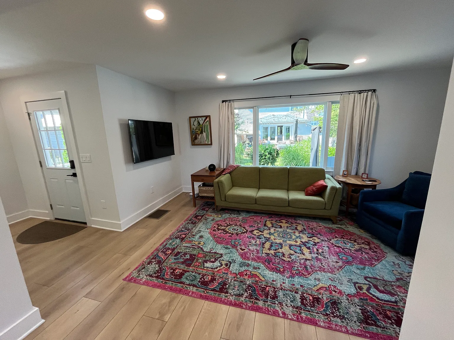 2 bed, 1250 sqft, $2,750 — Photo 4
