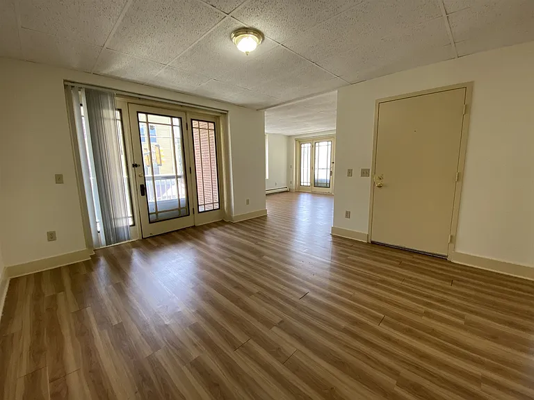 610 Union St #202 — Photo 15