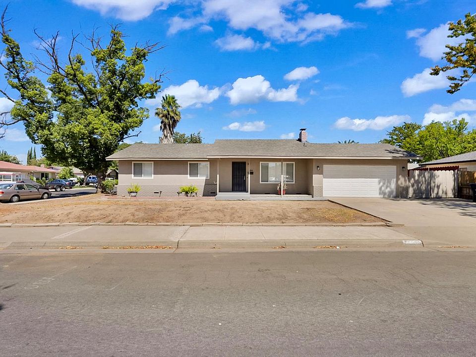 1st image of 3104 Pembroke Dr