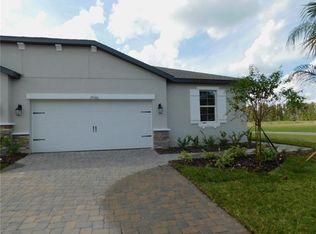 19360 Hawk Valley Dr, Tampa, FL 33647