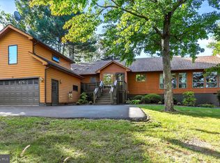 26 Powhatan Trl, Hedgesville, WV 25427