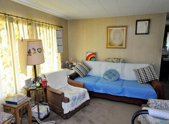 5th image of 1577 E Elaine Cir