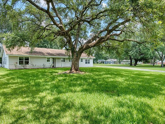 5th image of 6720 Willis Ln