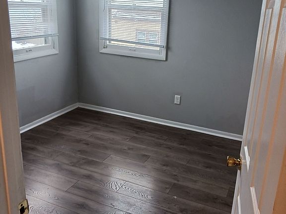 2nd image of 819 W Cedar St #B