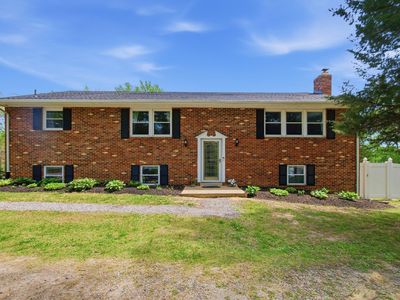 8915 Igoe St, Lorton, VA, 22079