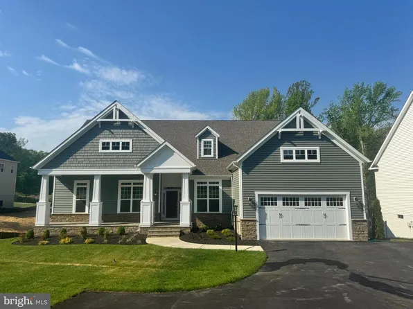 242 Colebrook Rd, Fredericksburg, VA 22405