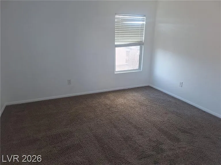 304 Raptors View Ave — Photo 6