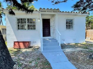 451 NW 82nd St, Miami, FL 33150