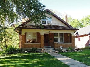 1114 Lee St, Jefferson City, MO 65101
