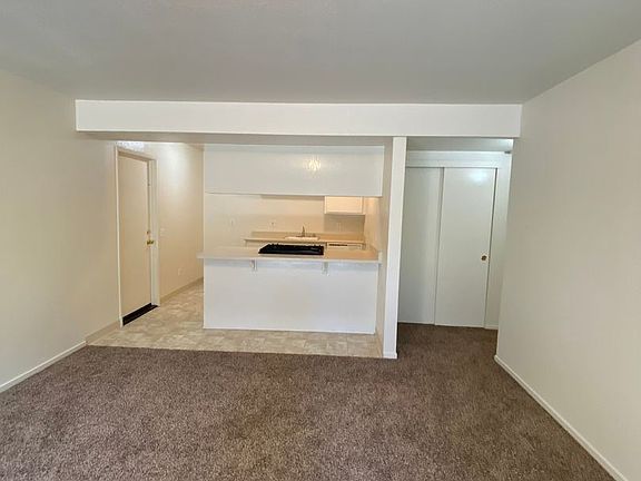 4th image of 4920 Summerwood Cir