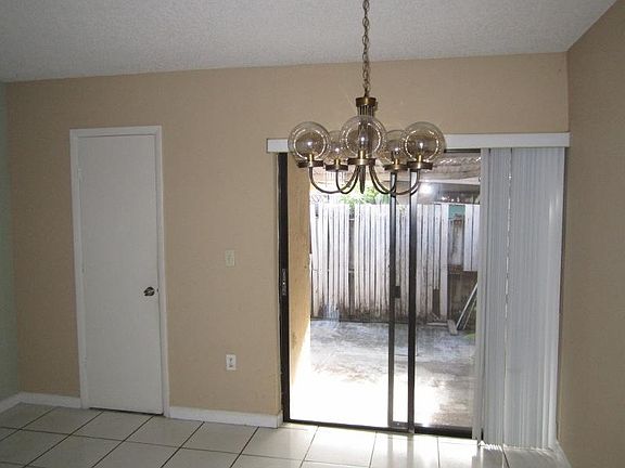 4th image of 5436 W 21st Ave