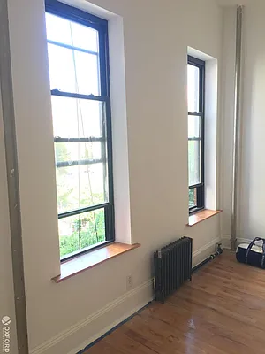 Rented by Oxford Property Group | media 9