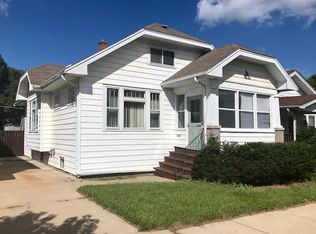 3718 Wright Ave, Racine, WI 53405