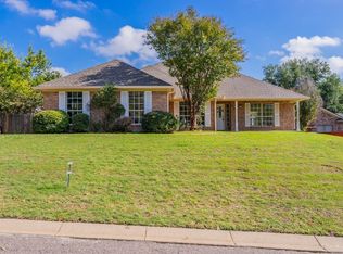 8616 Woodslane Dr, Fort Worth, TX 76179