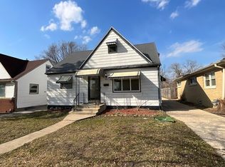 4334 W Eggert Pl, Milwaukee, WI 53218