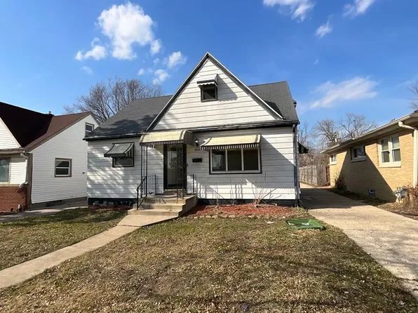 4334 W Eggert Pl, Milwaukee, WI 53218