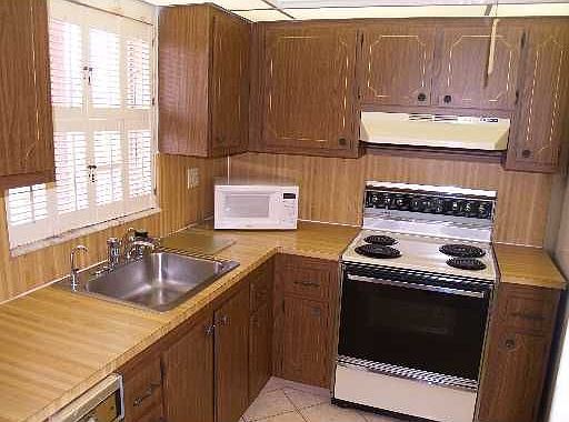 2nd image of 9421 Sunrise Lakes Blvd APT 204