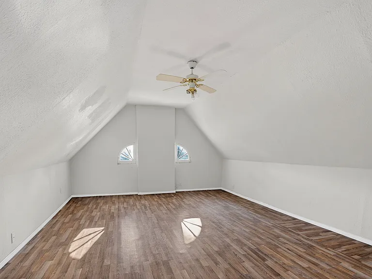 6713 Kenwood Dr — Photo 19