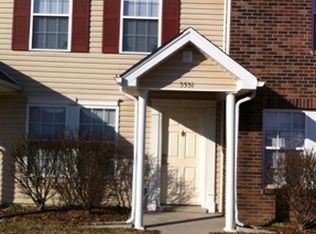 3621 Hillcross Dr, Louisville, KY 40229