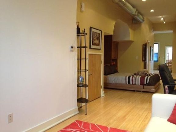 3rd image of 1124 Race St