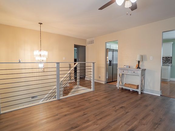 3rd image of 1058 W 61st Ave