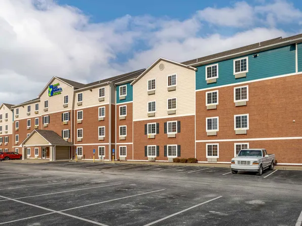 Cincinnati - Florence - Airport, 40 Cavalier Blvd, Florence, KY 41042