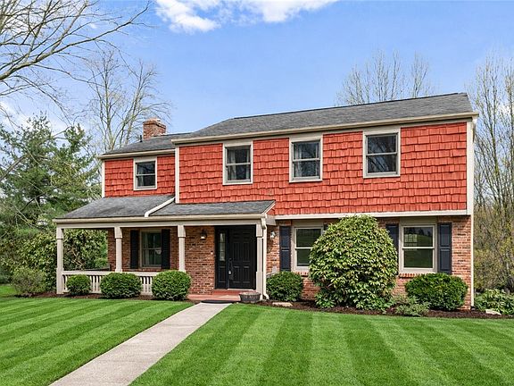 2nd image of 115 Oakdale Dr