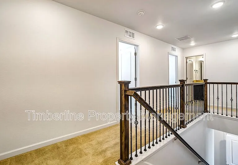 811 Marine Corps Dr — Photo 20