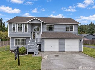 2956 Lowren Loop, Port Orchard, WA 98366