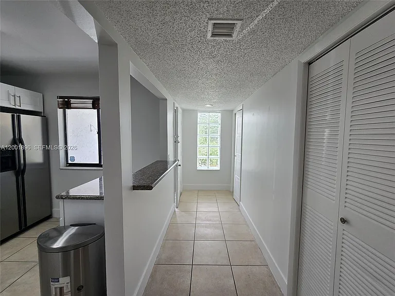 310 Racquet Club Rd #204 — Photo 8