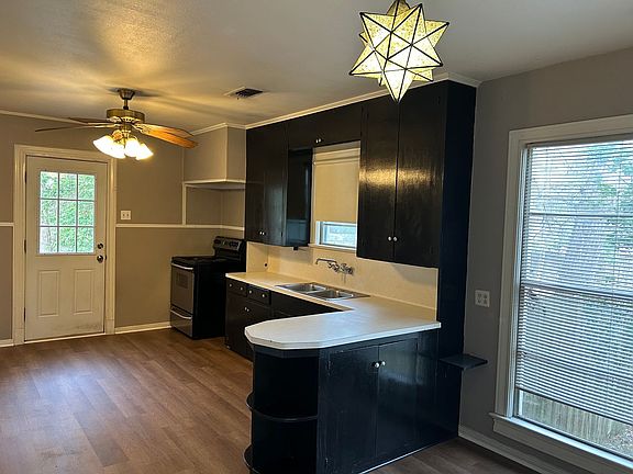 5th image of 1014 Morningside Dr