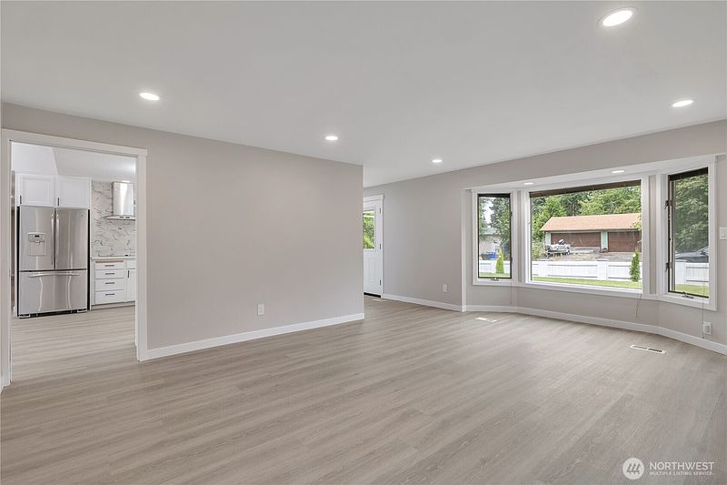 2nd image of 10223 SE 213th Place