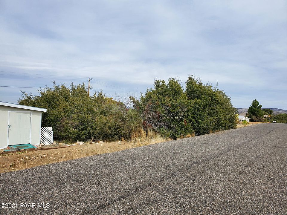 2nd image of 20644 E Bear Canyon Rd