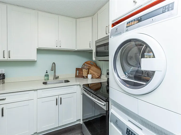 1830 Wilikina Dr #704 — Photo 14