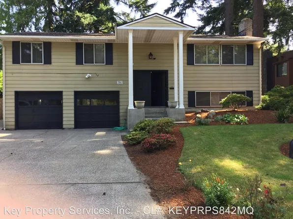 3911 NE 42nd St, Vancouver, WA 98661