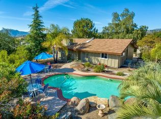 1044 S Grade Rd, Alpine, CA 91901