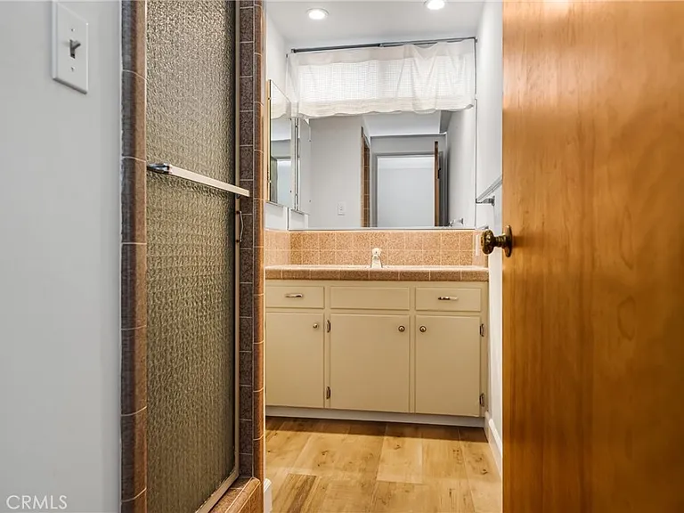 243 N Grand St — Photo 18