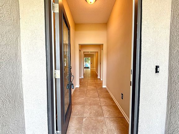 3rd image of 2715 Salt Lake Dr