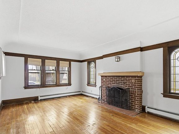 5th image of 4169 North 14th STREET