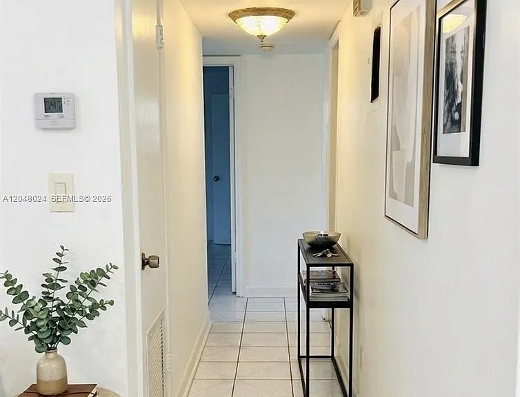 3105 Oakland Shores Dr #J205 — Photo 4