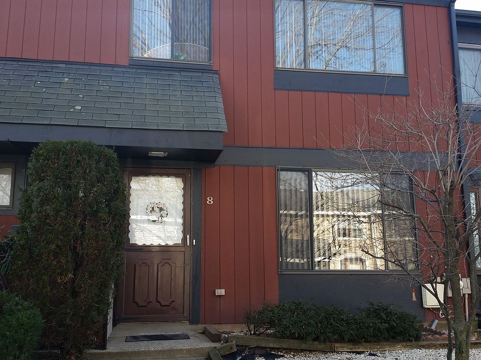 1st image of 8 Wirt Ave