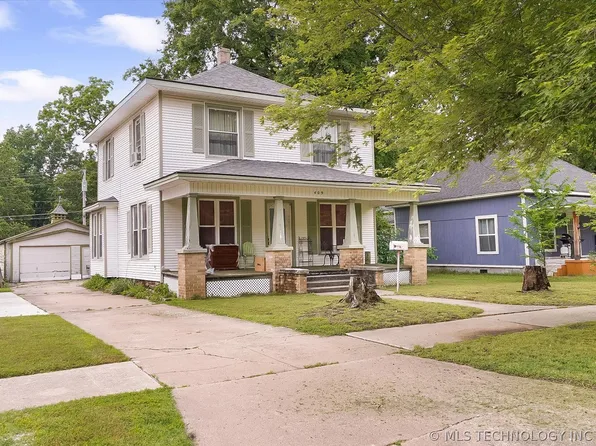 409 N Chickasaw Ave E, Claremore, OK 74017