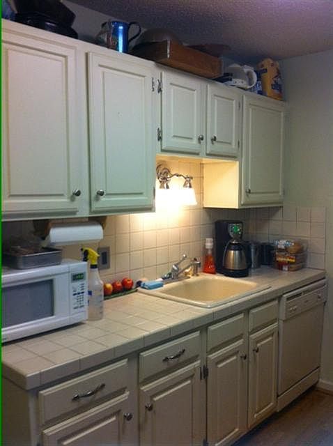 2nd image of 998 W Beaver Creek Blvd #B302