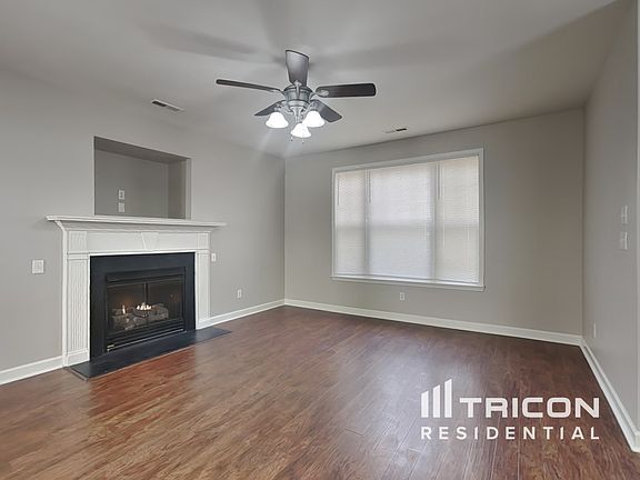 3rd image of 7634 Rolling Meadows Ln