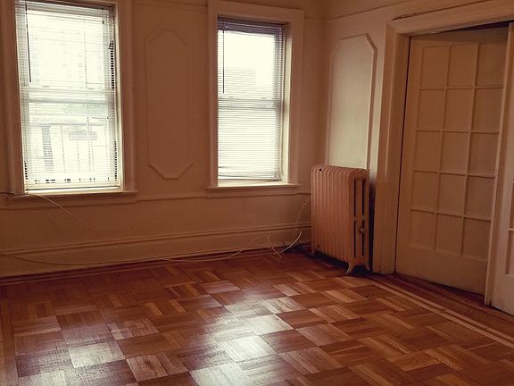 2nd image of 88 Kensington Ave APT 4
