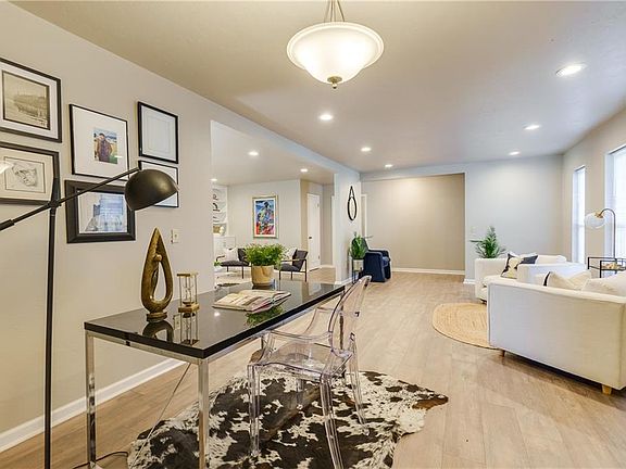 4th image of 1500 Broadview Cir