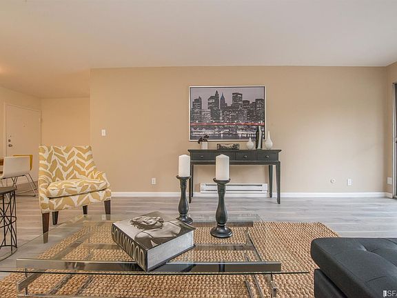 2nd image of 373 Half Moon Ln APT 101